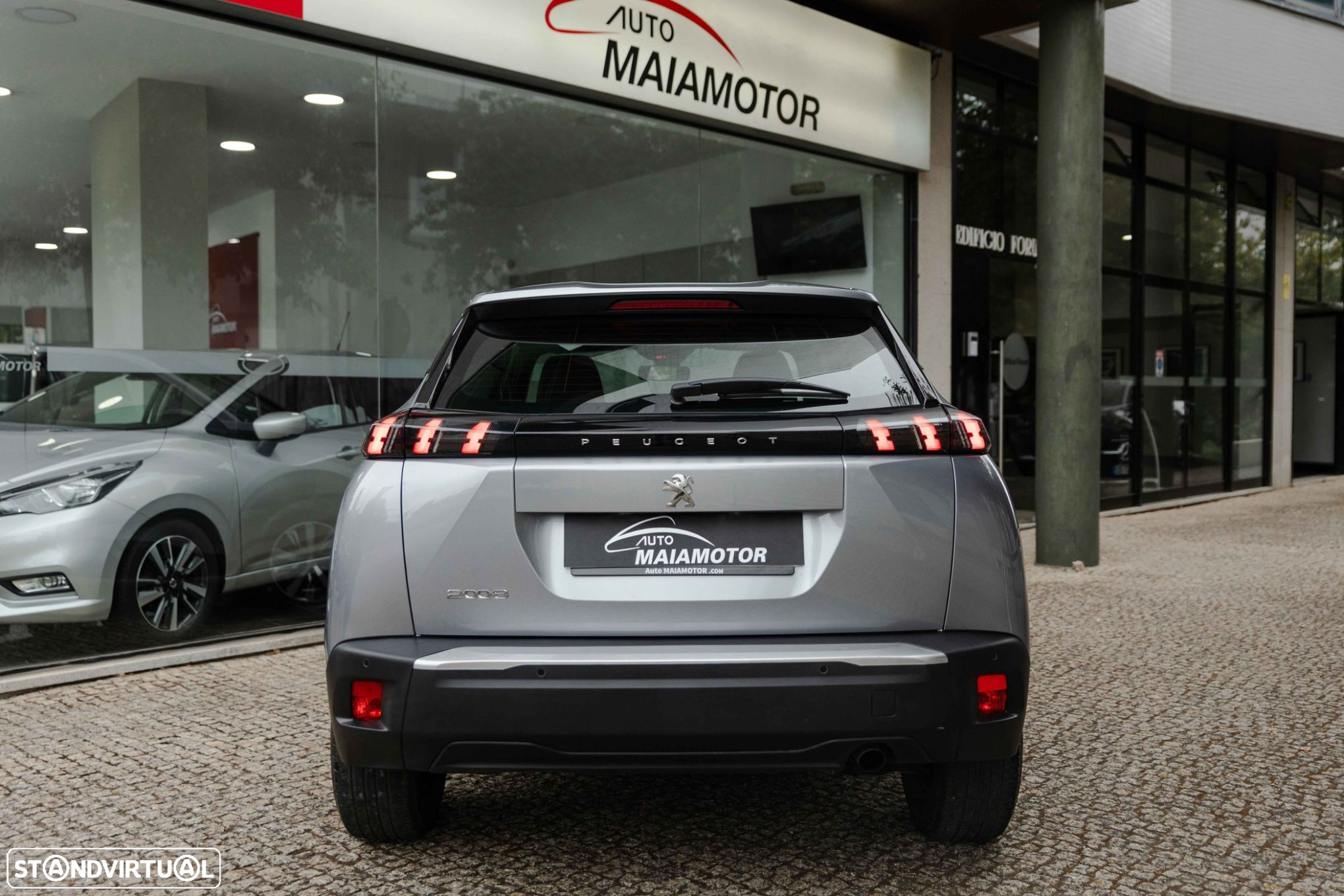 Peugeot 2008 1.2 PureTech Active Pack - 27