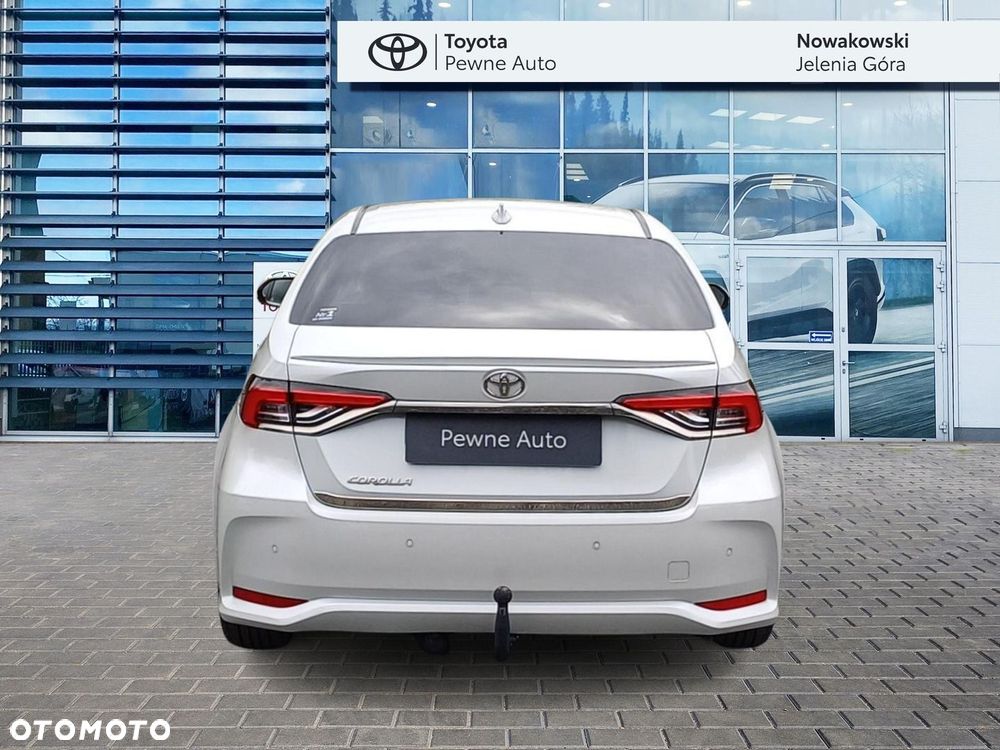 Toyota Corolla - 6