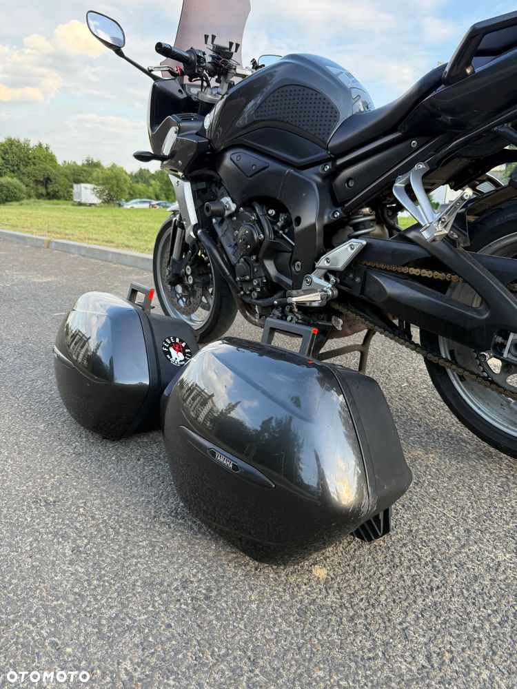 Yamaha FZ - 13