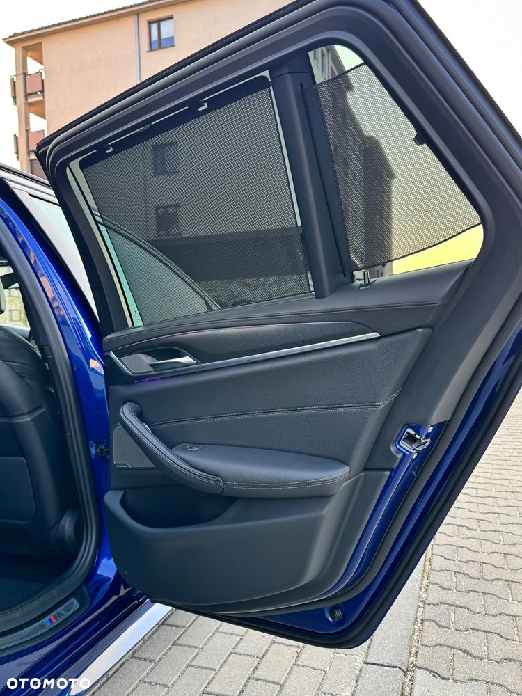 BMW Seria 5 530i xDrive mHEV M Sport sport - 32