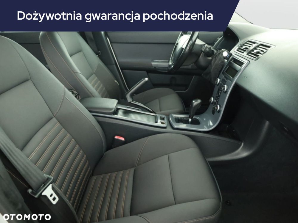Volvo V50 - 9
