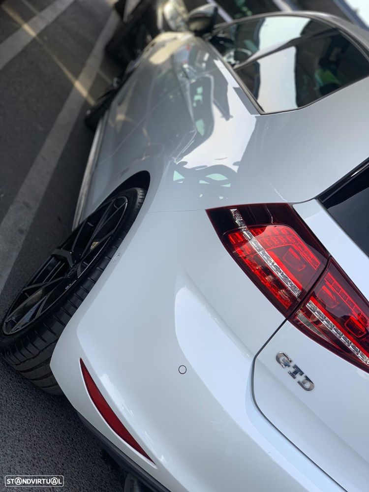 VW Golf 2.0 TDI GTD DSG - 2