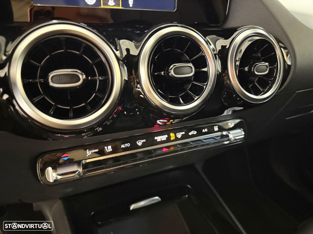 Mercedes-Benz GLA 250 e Progressive - 14