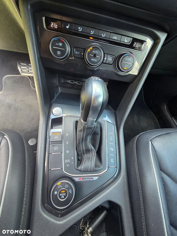 Volkswagen Tiguan Allspace - 15