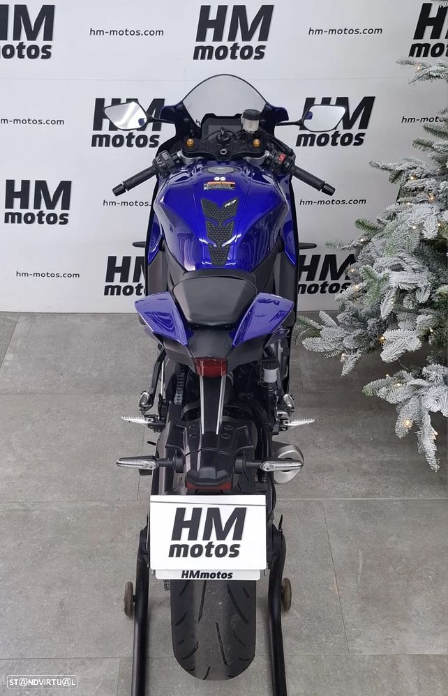 Yamaha YZF R7 - 7