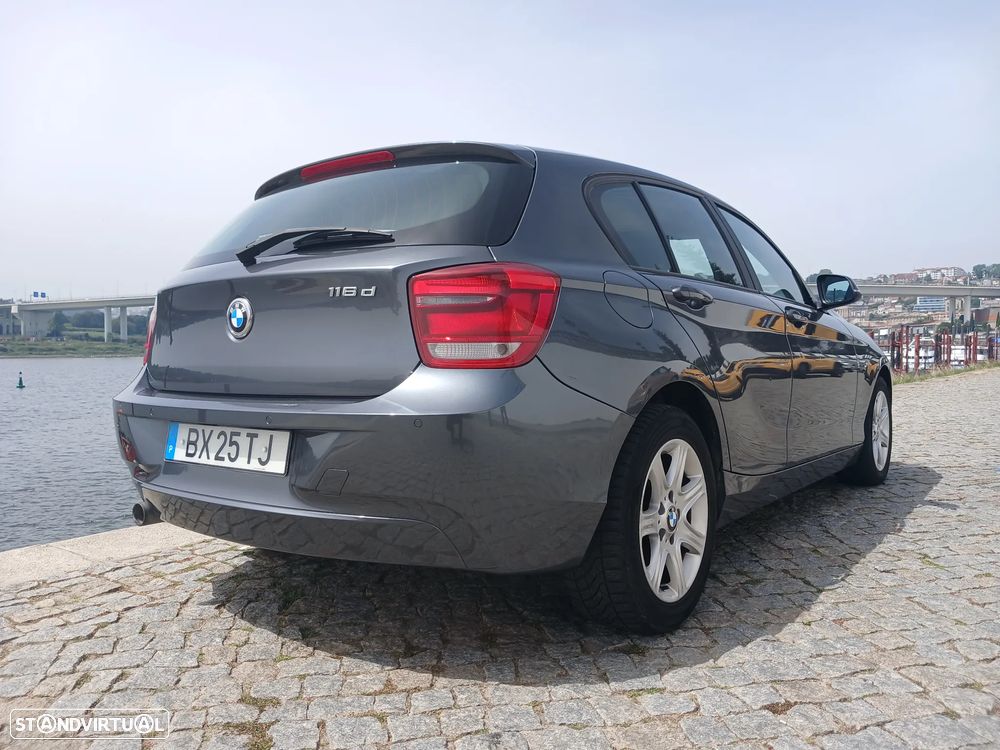 BMW 116 d Sport Line - 36