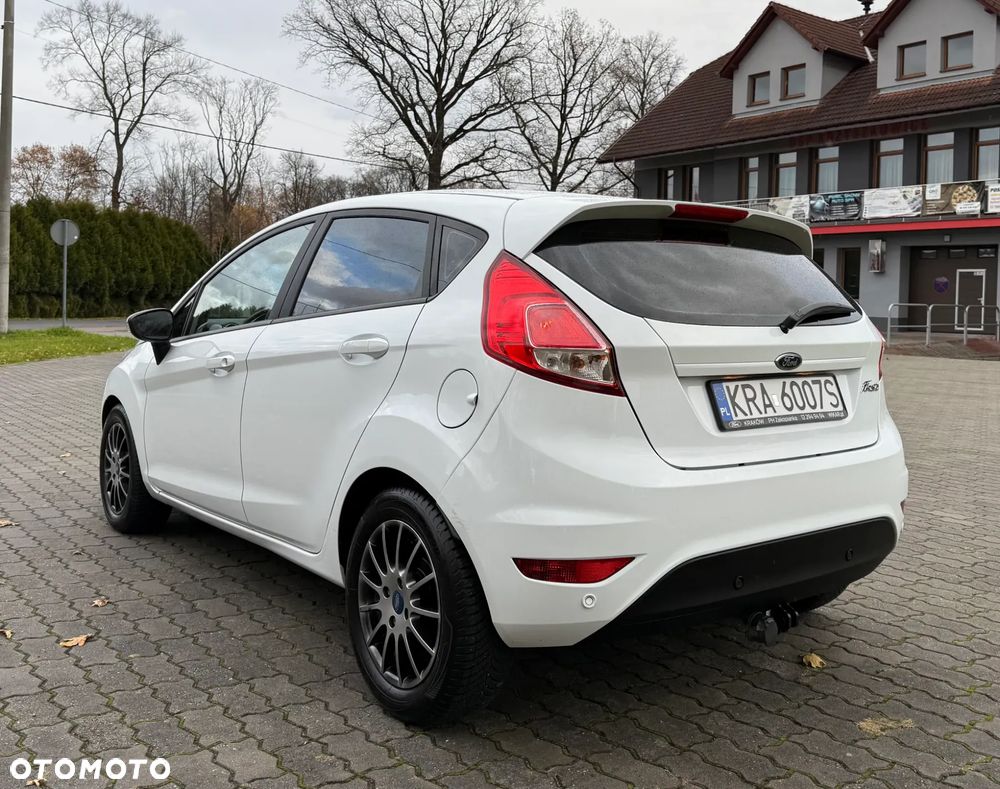 Ford Fiesta 1.5 TDCi SYNC Edition - 10