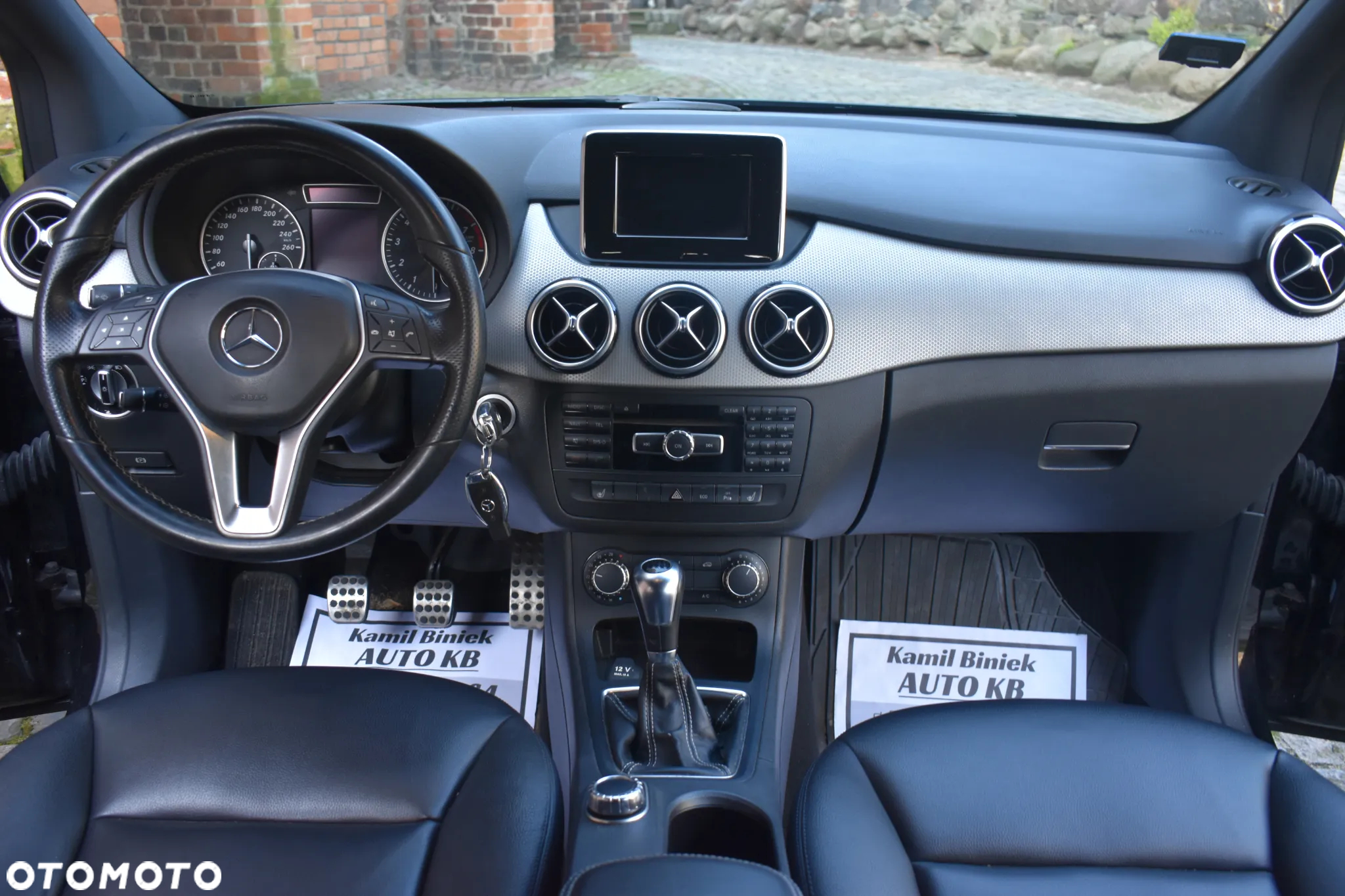 Mercedes-Benz Klasa B 180 (BlueEFFICIENCY) - 23