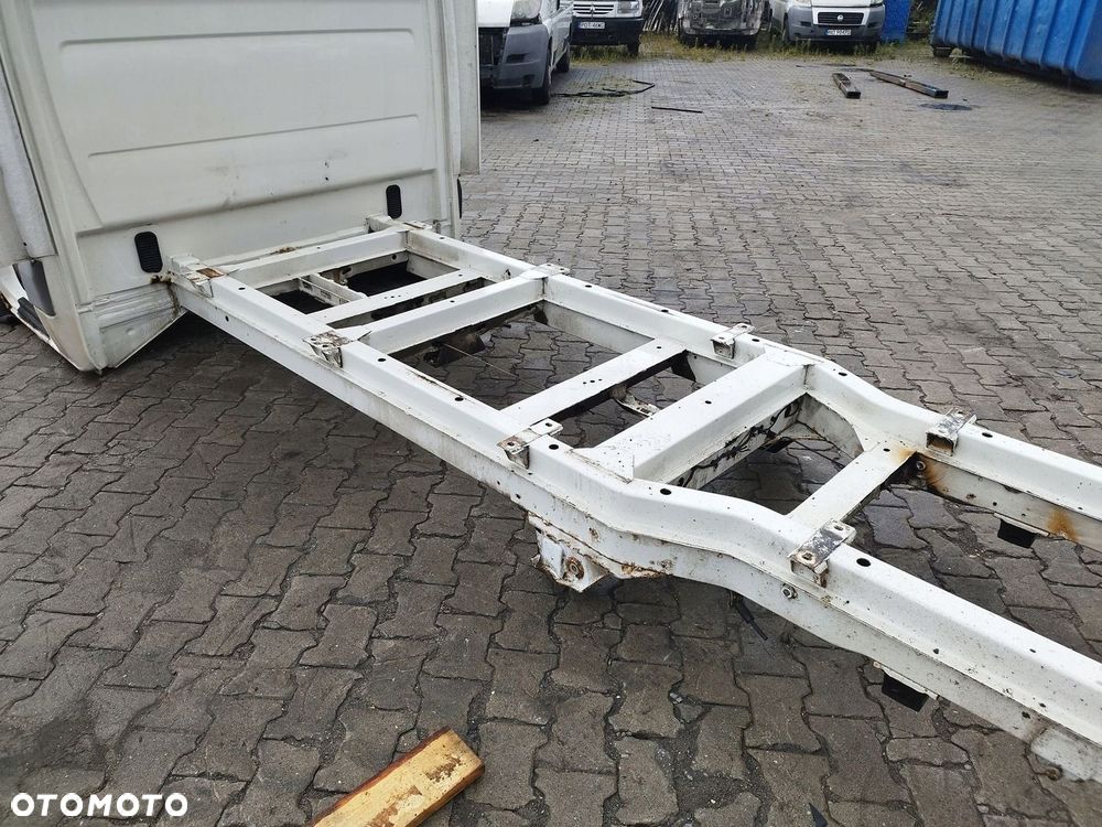 RAMA PLECY SLUPKI KURNIK SYPIALNIA SPRINTER 906 CRAFTER BLIZNIAK 490CM - 5
