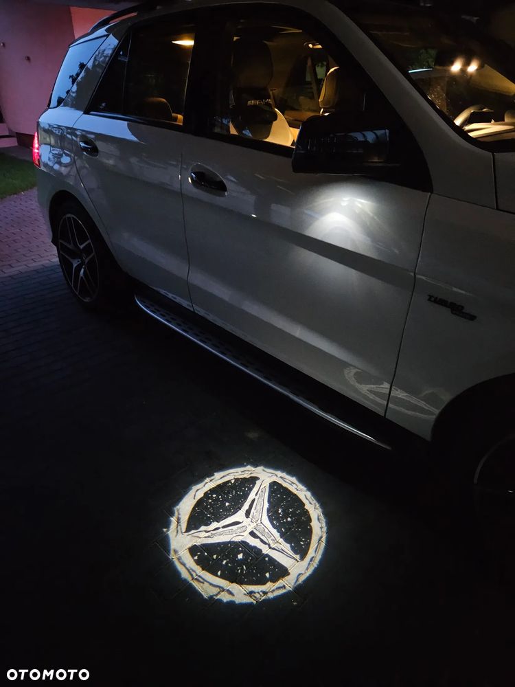 Mercedes-Benz GLE 350 d 4-Matic - 26
