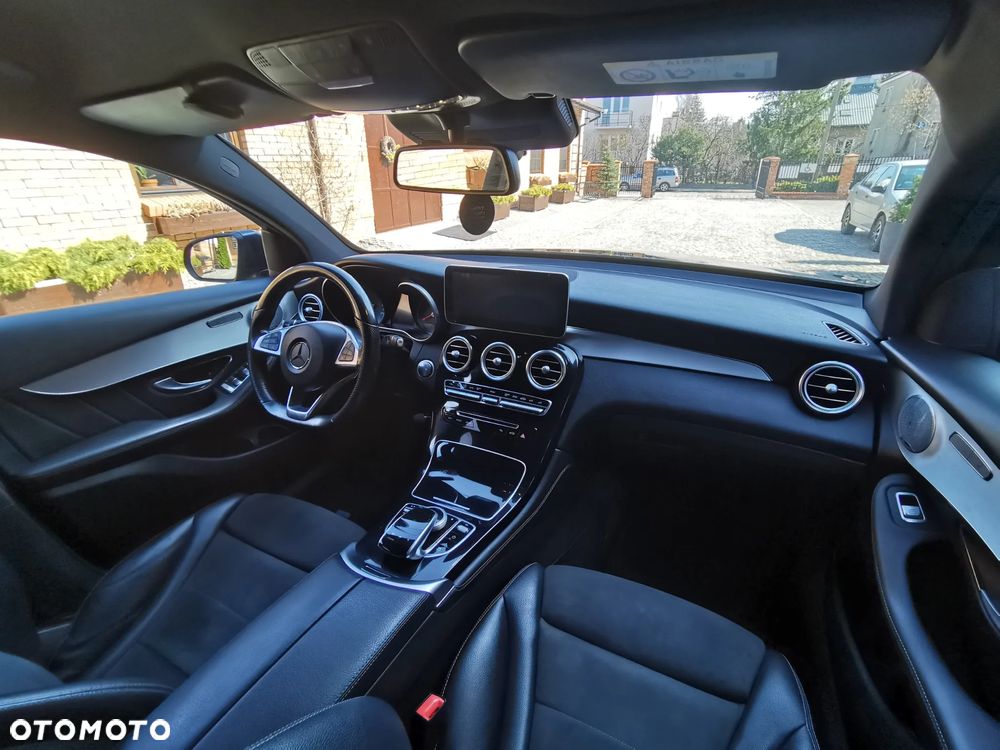 Mercedes-Benz GLC - 34