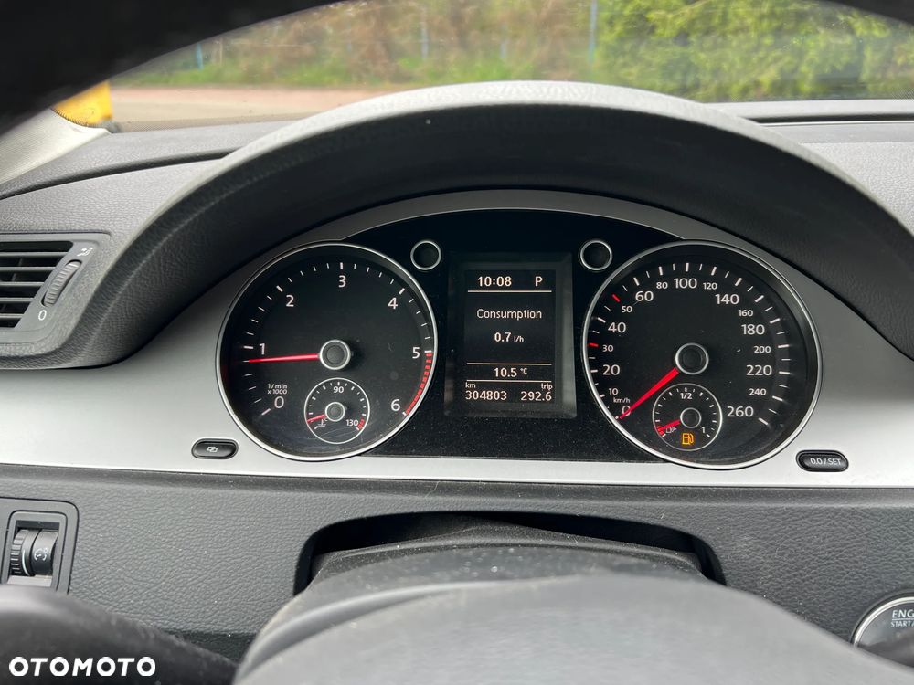 Volkswagen Passat 2.0 TDI DPF Comfortline DSG - 8