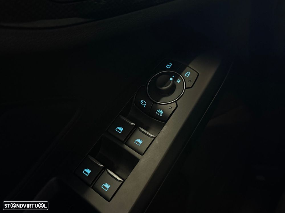 Ford Focus 1.0 EcoBoost MHEV ST-Line - 21