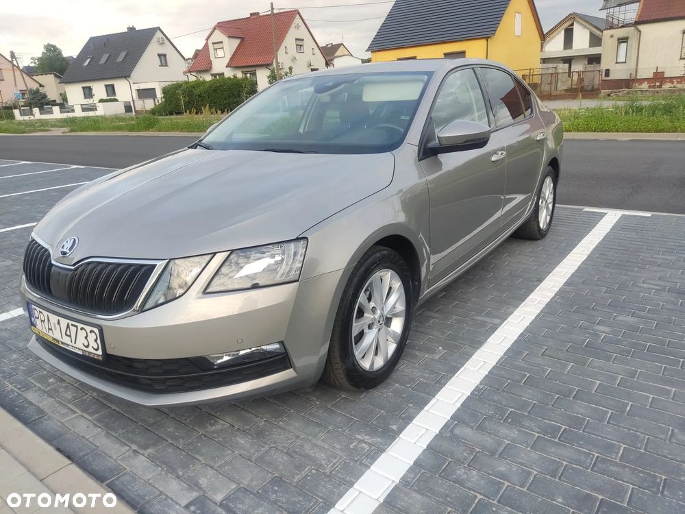 Skoda Octavia - 2