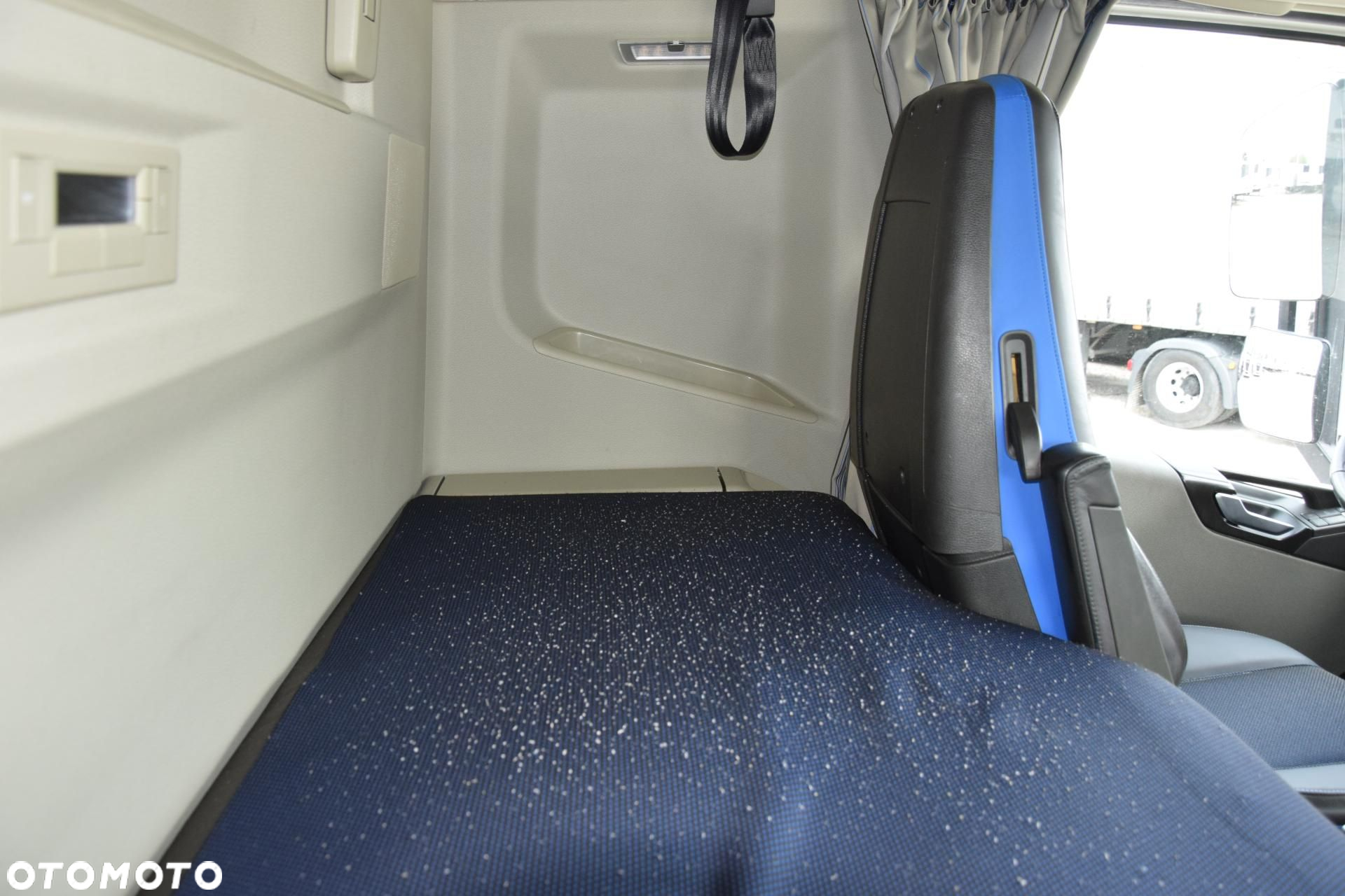 Volvo FH 460 Globetrotter XL i-Save - 13