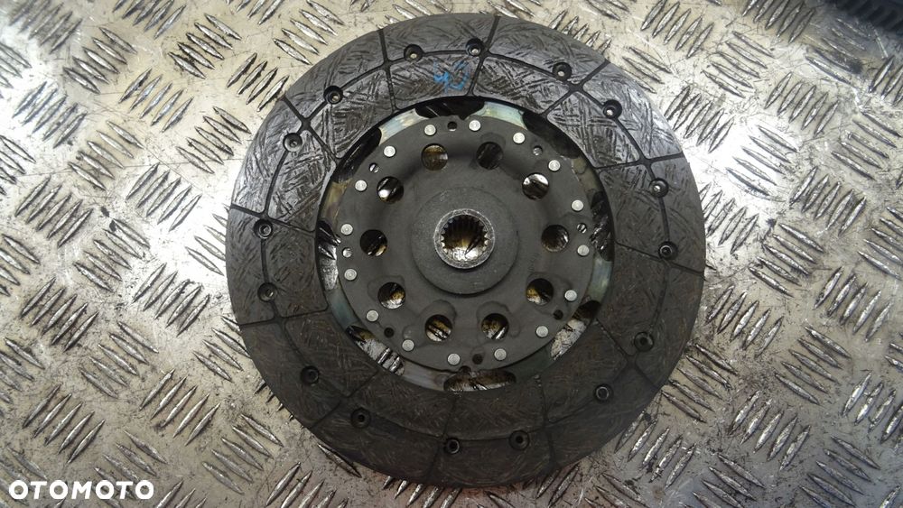 renault oe 302059239r 123101516r nr40 - 7