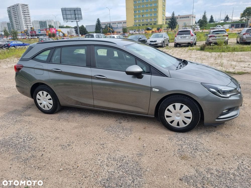 Opel Astra V 1.4 T Enjoy - 4