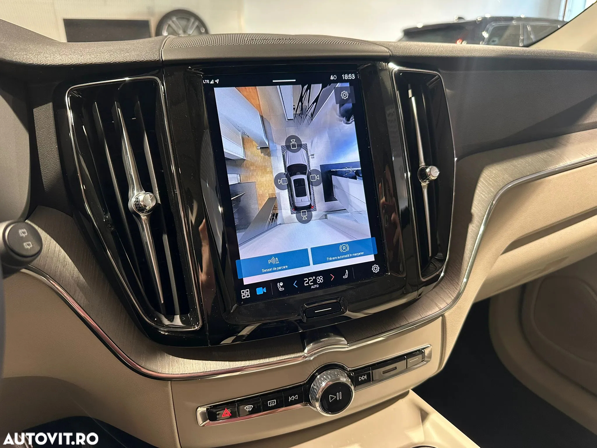 Volvo XC 60 T6 AWD AT PHEV Plus Dark - 7