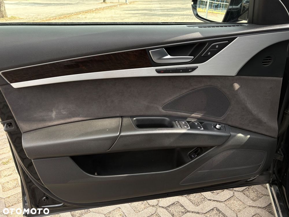 Audi A8 4.2 TDI L Quattro - 12
