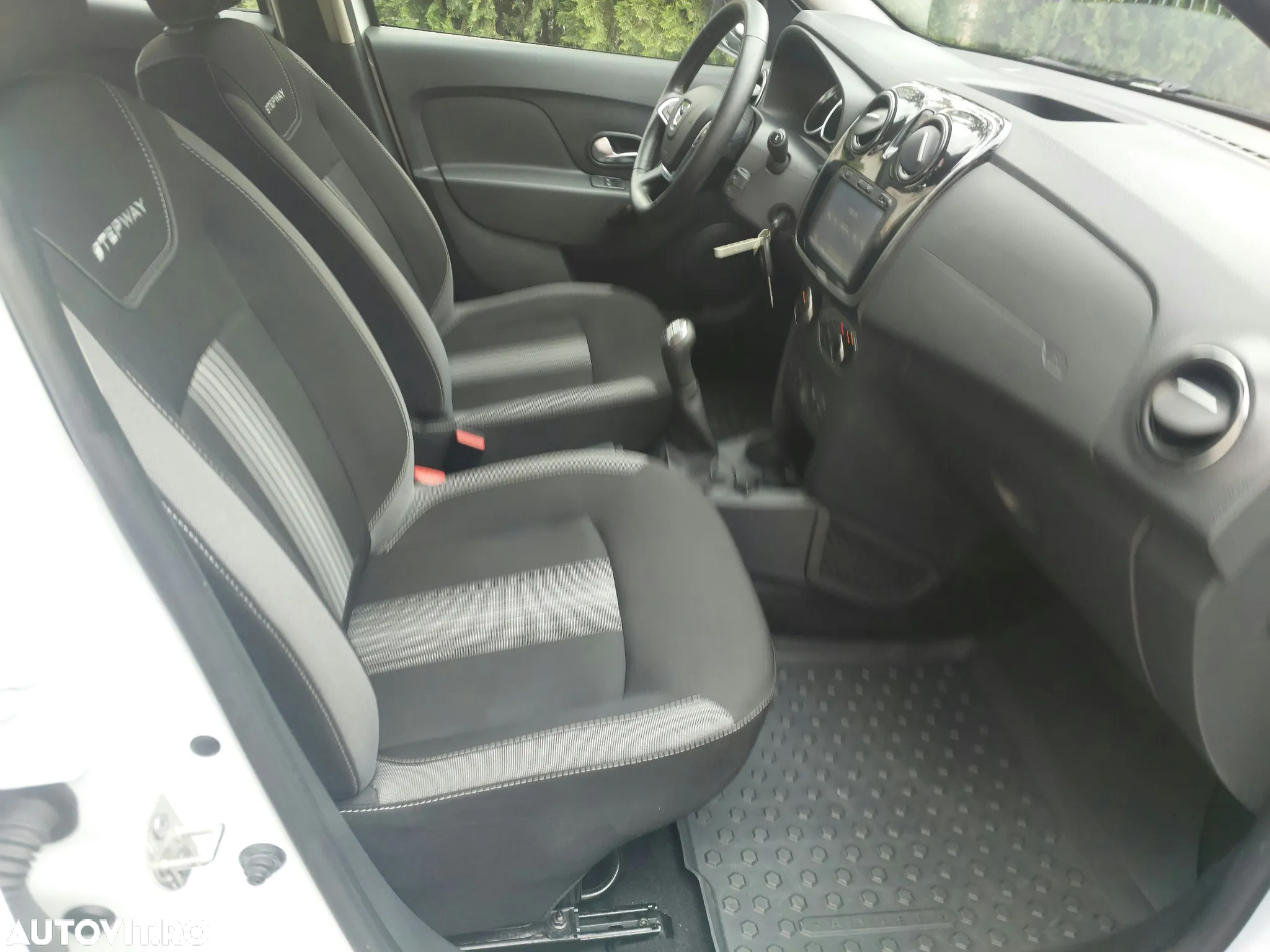 Dacia Sandero 0.9 TCe Prestige - 20