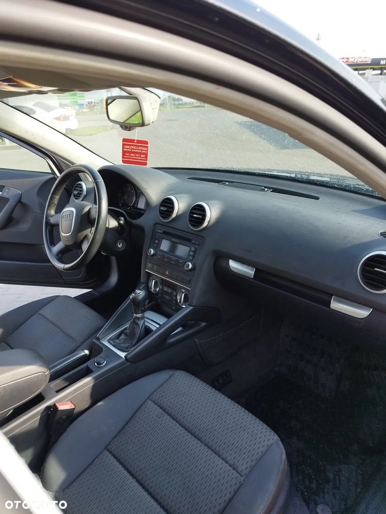 Audi A3 Sportback 2.0 TDI DPF Attraction - 7