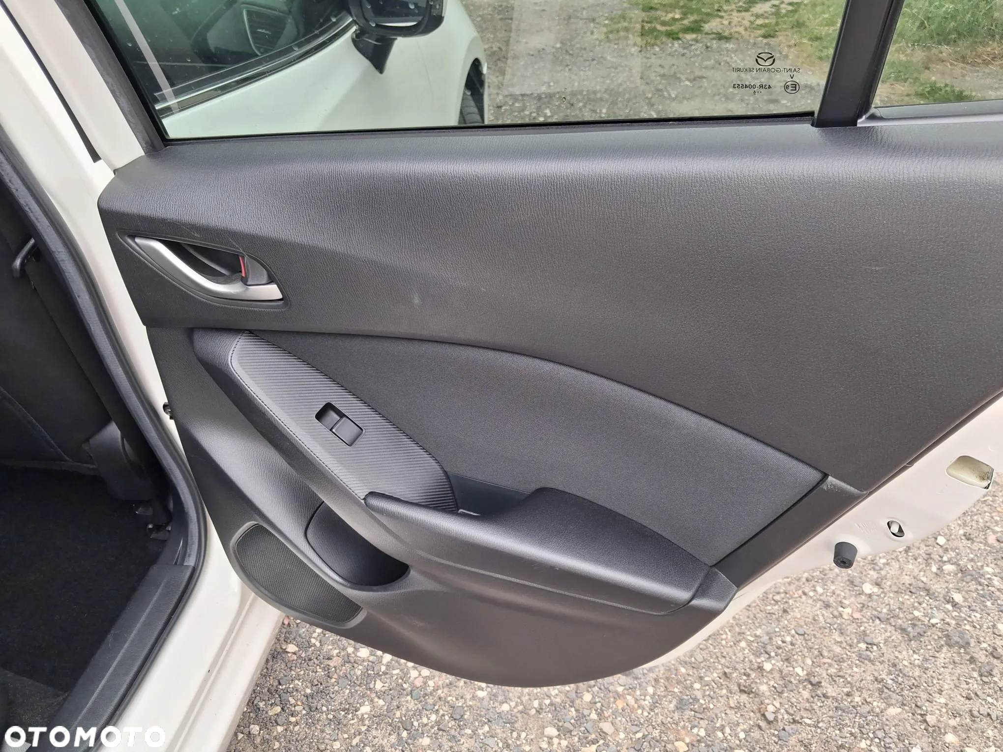 Mazda 3 1.5 D Skypassion - 17