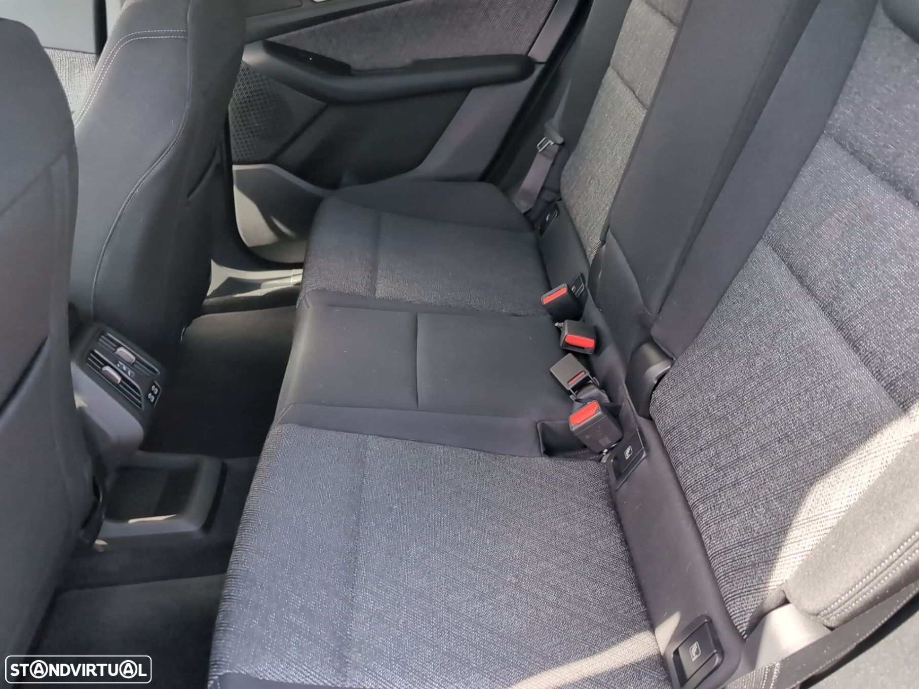 BMW 225xe Active Tourer e xDrive - 14