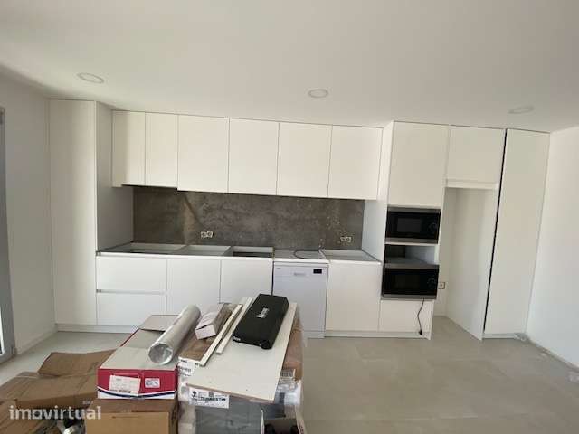 APARTAMENTO T2 NOVO GARAGEM - Grande imagem: 4/15