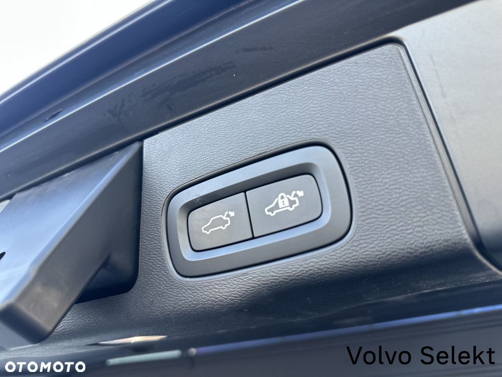 Volvo XC 60 - 32