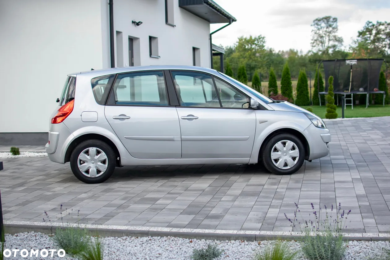 Renault Scenic - 13