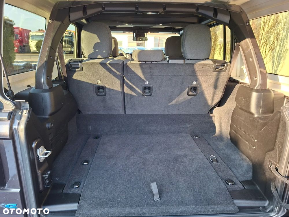 Jeep Wrangler 2.0 4xe Plug-In Hybrid Hardtop Sahara - 12