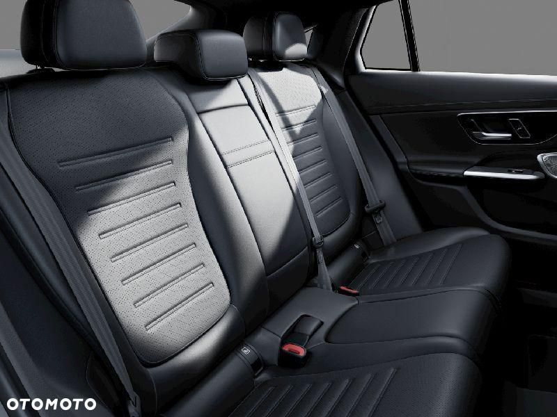 Mercedes-Benz GLC - 7
