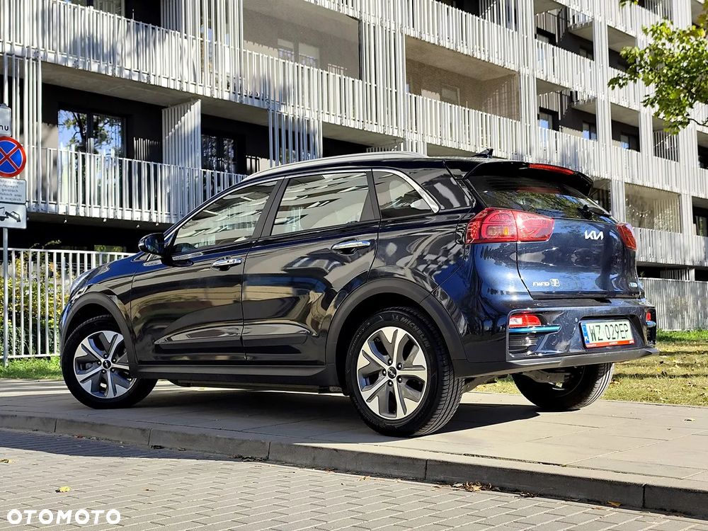 Kia Niro e-Niro 64kWh L - 6