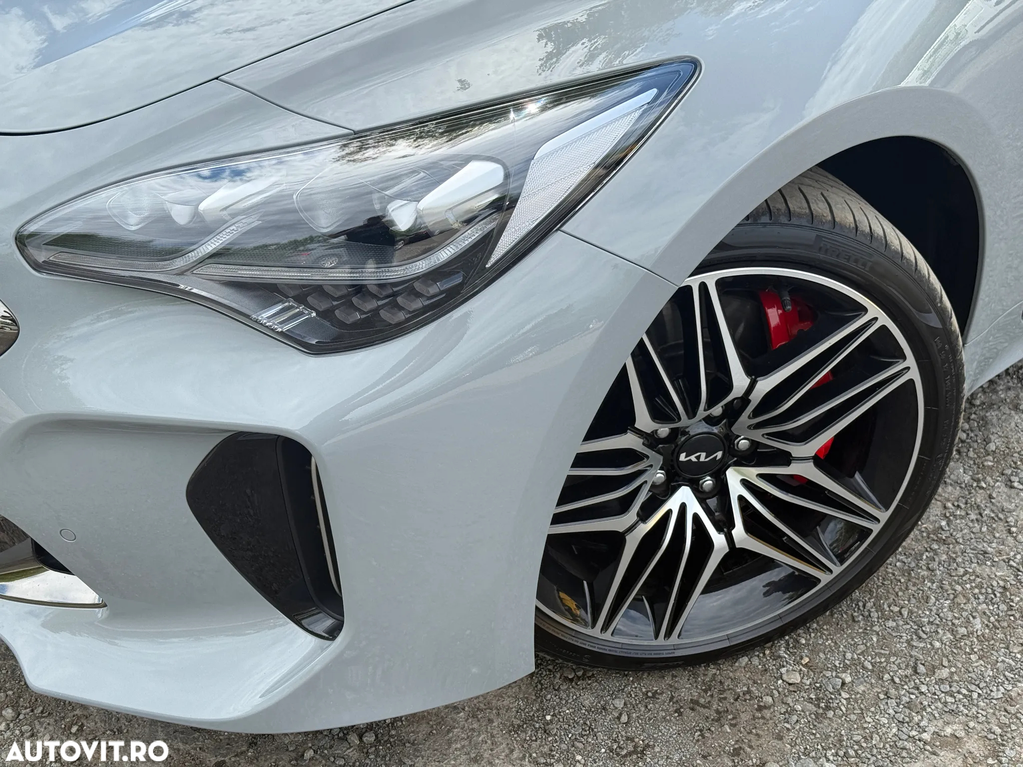 Kia Stinger 3.3 T-GDI AWD OPF GT - 12