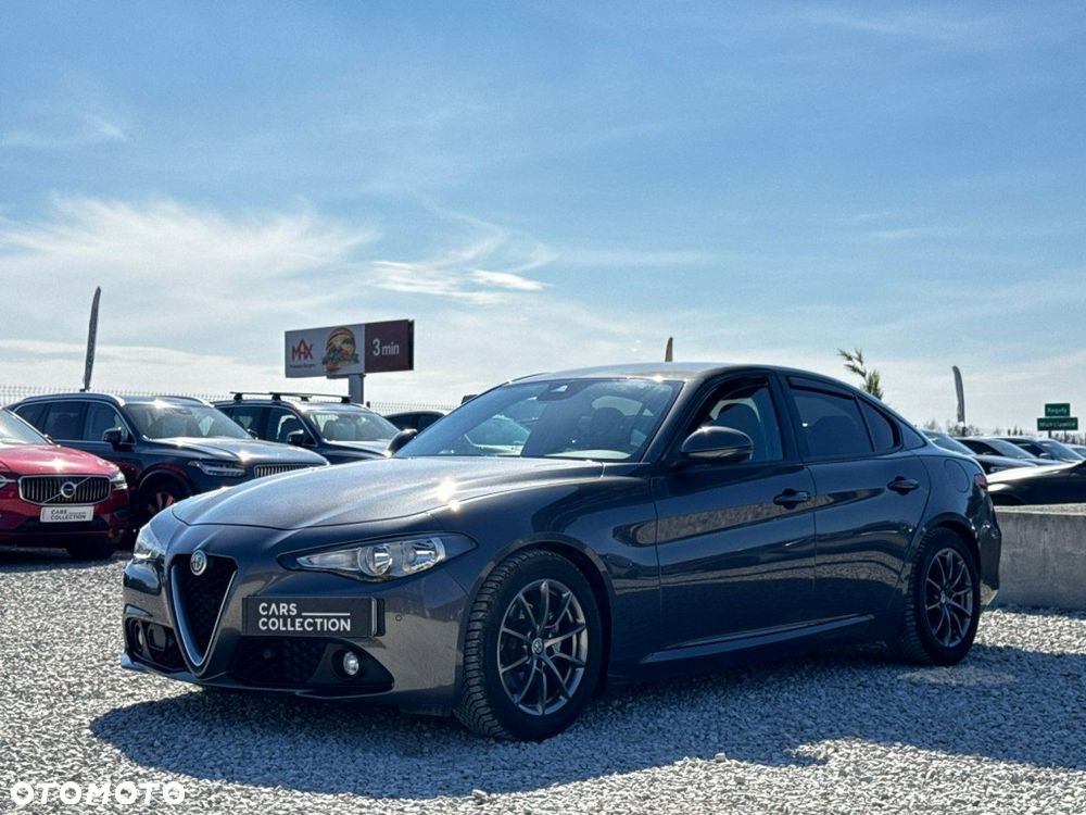 Alfa Romeo Giulia 2.2 D Turbo - 8