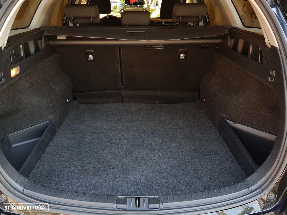 Toyota Auris Touring Sports 1.4 D-4D Comfort+Pack Sport - 9