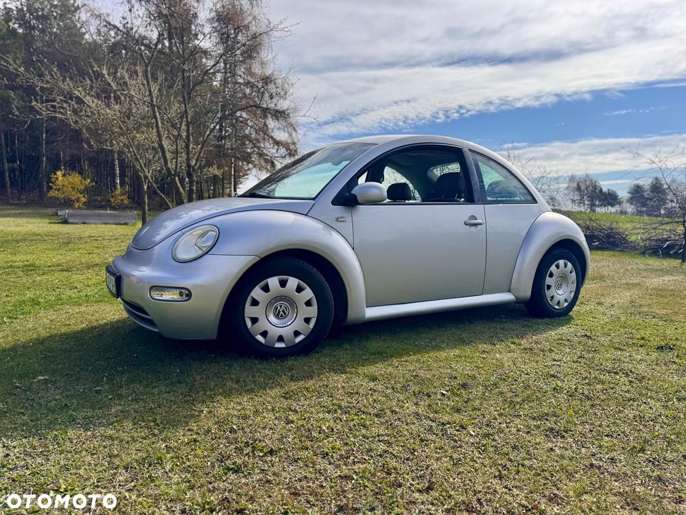 Volkswagen New Beetle 1.6 - 7