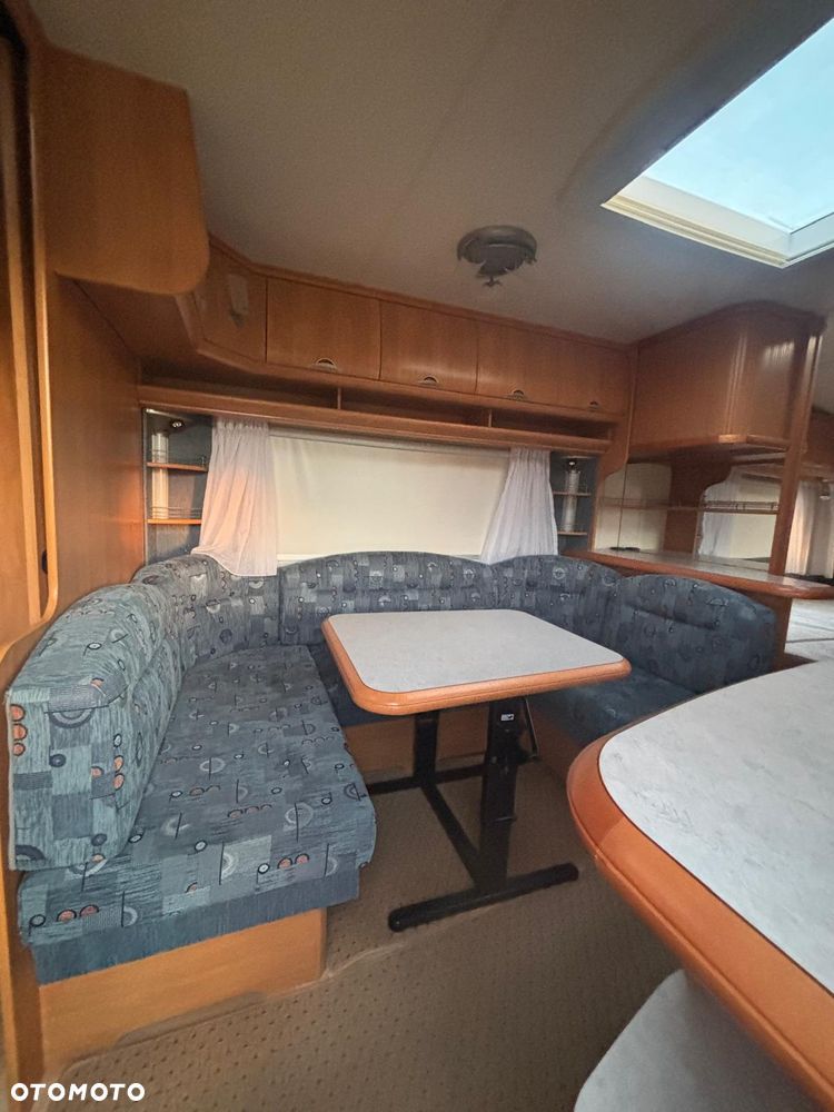 Hobby 400 SF DE LUXE - 6