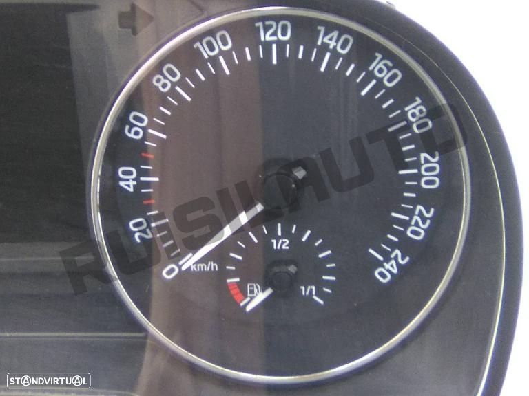 Quadrante 6v092_0740c Skoda Fabia Iii (nj) [2014_2019] 1.0 Tsi - 3