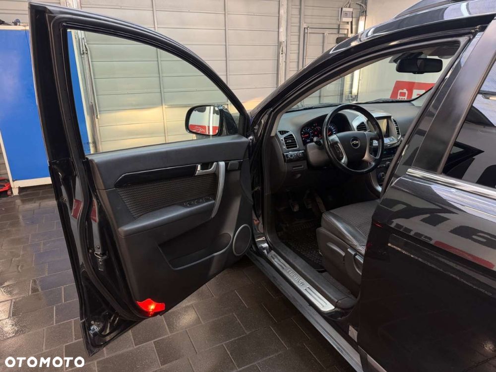Chevrolet Captiva - 19