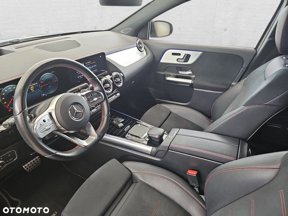 Mercedes-Benz EQA 250 66.5kWh AMG Line - 13