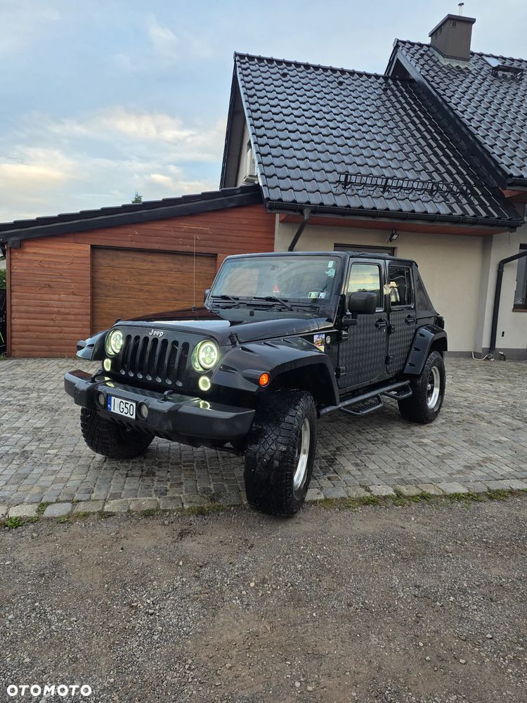 Jeep Wrangler Unlimited 3.8 Sahara - 1