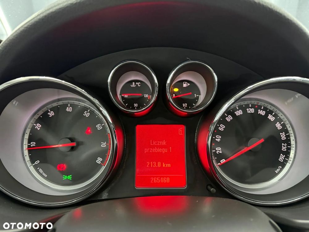 Opel Insignia 2.0 Turbo 4x4 Design Edition - 18