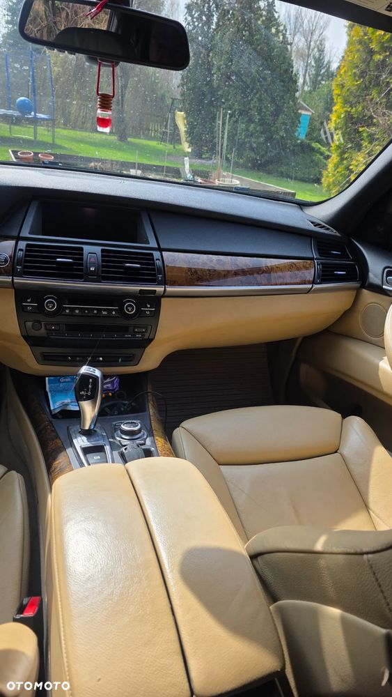 BMW X5 xDrive35d - 18