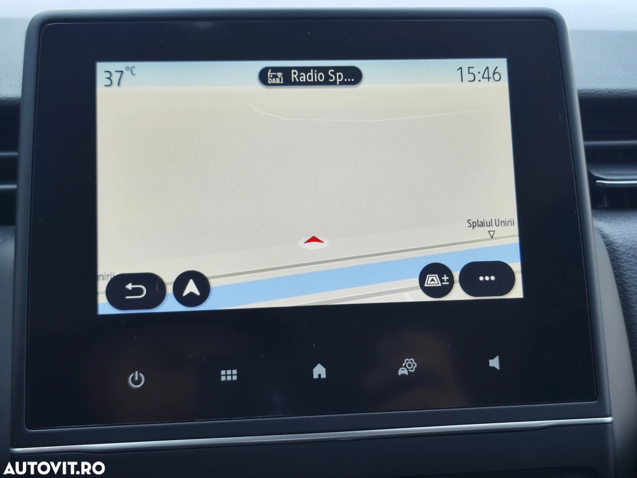 Renault Clio E-TECH Hybrid 140 ZEN - 28