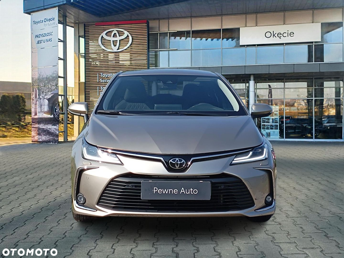Toyota Corolla - 10