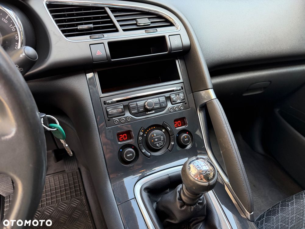 Peugeot 3008 - 32