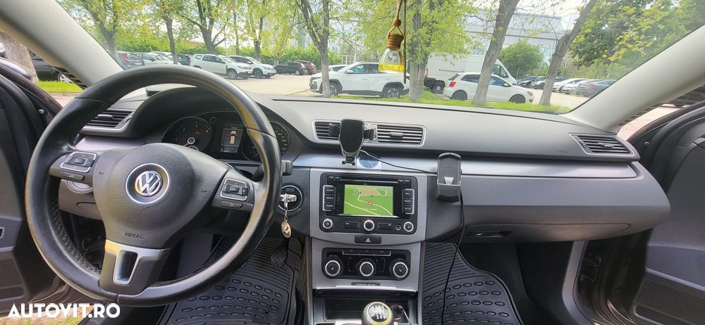 Volkswagen Passat 2.0 TDI Highline DPF - 11
