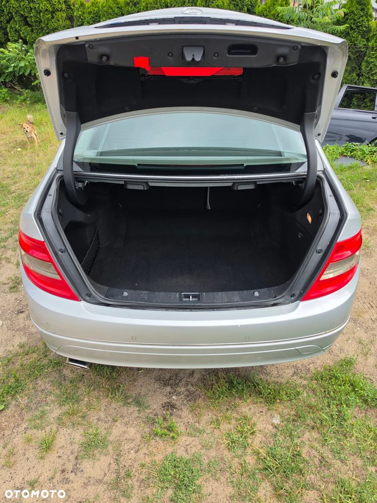 Mercedes-Benz Klasa C 200 Kompressor Avantgarde - 19