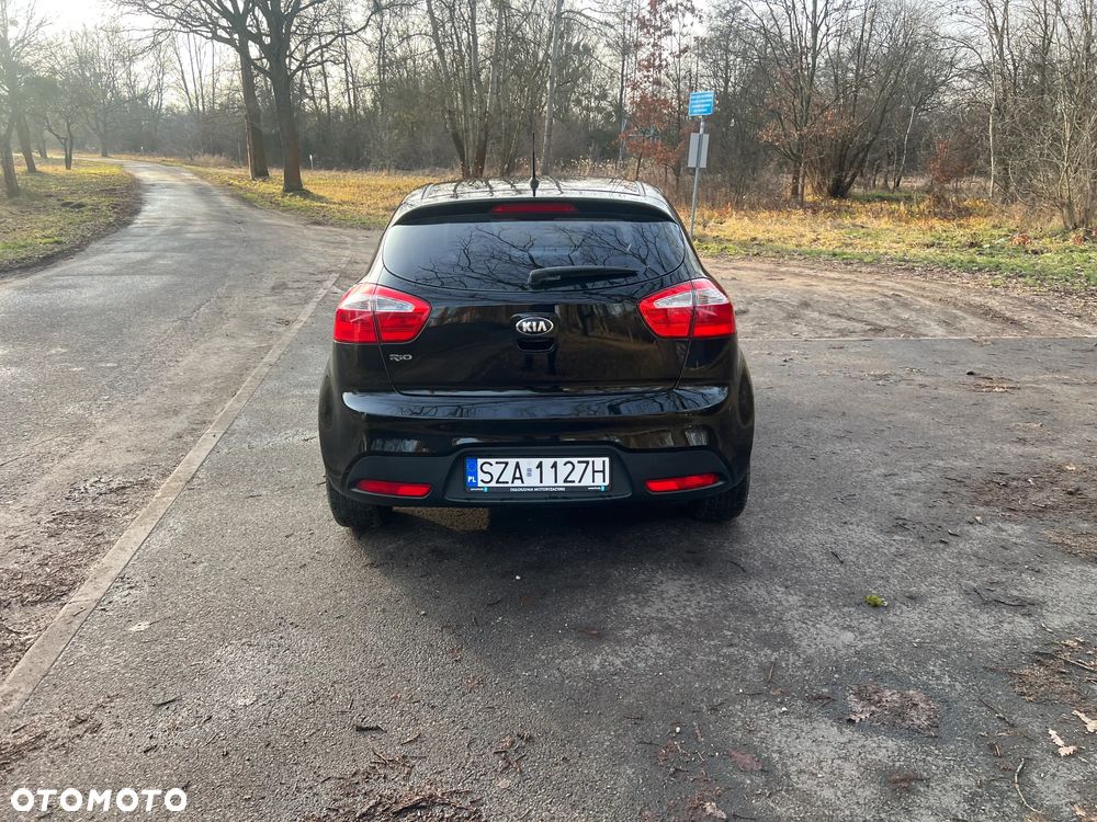 Kia Rio 1.2 Attract - 8